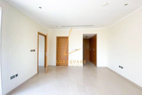 Villa til leje i Jumeirah Park, Dubai, UAE 3 soveværelser, 700 kvm № 726144 - foto 13