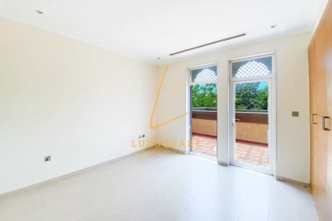 Villa til leje i Jumeirah Park, Dubai, UAE 3 soveværelser, 700 kvm № 726144 - foto 14