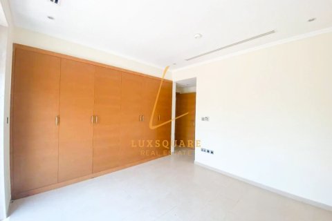Villa til leje i Jumeirah Park, Dubai, UAE 3 soveværelser, 700 kvm № 726144 - foto 9