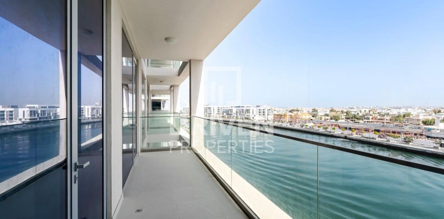 Lakás itt: Al Wasl, Dubai, EAE, 2 hálószoba, 144 m², azonosító: 654772