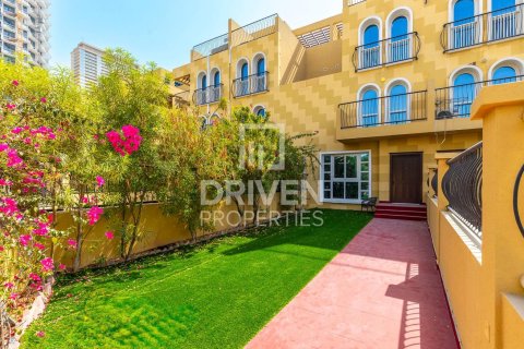 Villa te koop in Jumeirah Village Circle, Dubai, VAE 3 slaapkamers, 201 vr.m., nr 654769 - foto 2
