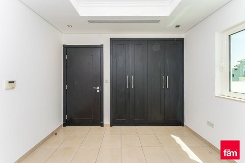 Vila di Al Furjan, Dubai, UAE 4 bilik tidur, 644.5 meter persegi № 703620 - foto 18