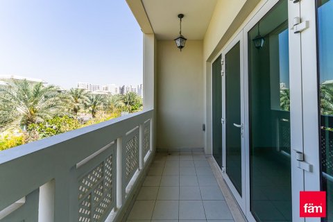 Vila di Al Furjan, Dubai, UAE 4 bilik tidur, 644.5 meter persegi № 703620 - foto 5