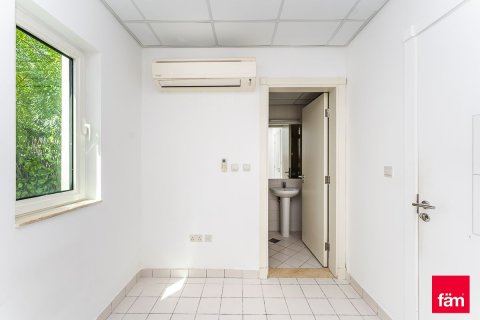 Vila di Al Furjan, Dubai, UAE 4 bilik tidur, 644.5 meter persegi № 703620 - foto 16