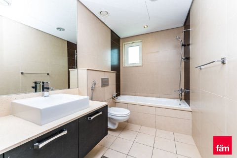 Vila di Al Furjan, Dubai, UAE 4 bilik tidur, 644.5 meter persegi № 703620 - foto 24