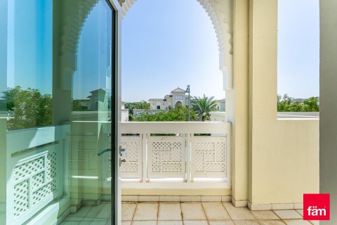 Vila di Al Furjan, Dubai, UAE 4 bilik tidur, 644.5 meter persegi № 703620 - foto 4