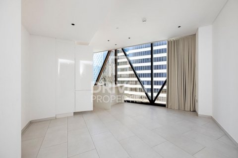 Apartment in Business Bay, Dubai, UAE 1 bedroom, 68 sq.m. № 603379 - photo 2