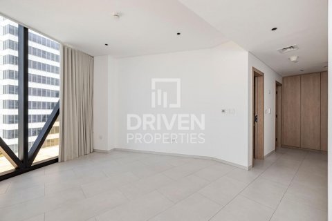 Apartment in Business Bay, Dubai, UAE 1 bedroom, 68 sq.m. № 603379 - photo 1