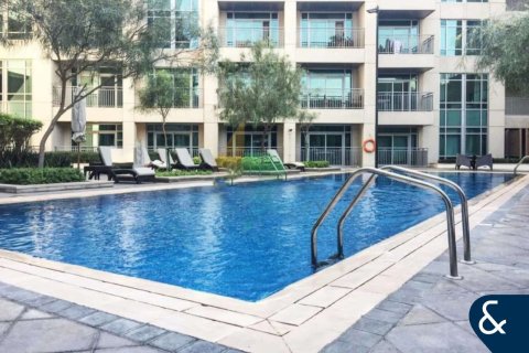 Пәтер BURJ VIEWS, Даунтаун Дубай (Даунтаун Бурдж Дубай), БАӘ-да 1 жатын бөлме, 73 м² № 698539 - фото 2