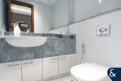 شقة للإيجار في الخليج التجاري، دبي، الإمارات العربية المتحدة 2 غرفة نوم ، 140 متر مربع ، رقم 698538 - صورة 20