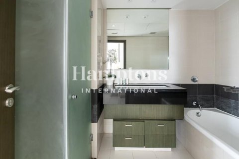 Downtown Dubai (Downtown Burj Dubai), UAE의 임대용 아파트 침실 2개, 123.83969900제곱미터 번호 694647 - 사진 13