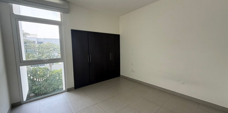 Townhouse sa Mudon, Dubai, UAE 3 silid-tulugan, 297.011 sq.m. № 694648