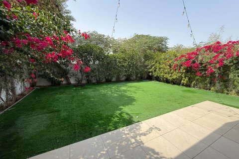 Townhouse sa Mudon, Dubai, UAE 3 silid-tulugan, 297.01089100 sq.m. № 694648 - larawan 8