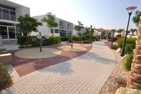 Townhouse sa Mudon, Dubai, UAE 3 silid-tulugan, 297.01089100 sq.m. № 694648 - larawan 18