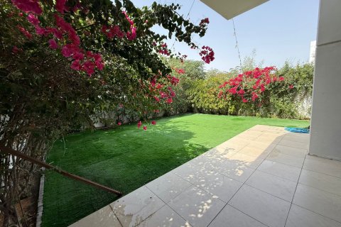 Townhouse sa Mudon, Dubai, UAE 3 silid-tulugan, 297.01089100 sq.m. № 694648 - larawan 7