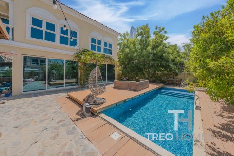 Vila v Jumeirah Village Triangle, Dubai, SAE 6 ložnice, 636 m² Č.: 586360 - fotografie 1