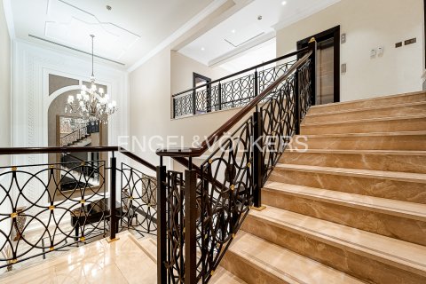 Vila u gradu Palm Jumeirah, Dubai, UAE 5 spavaće sobe, 413 m2 Br. 696371 - Slika 15