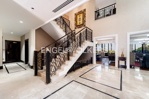 Vila u gradu Palm Jumeirah, Dubai, UAE 5 spavaće sobe, 413 m2 Br. 696371 - Slika 14