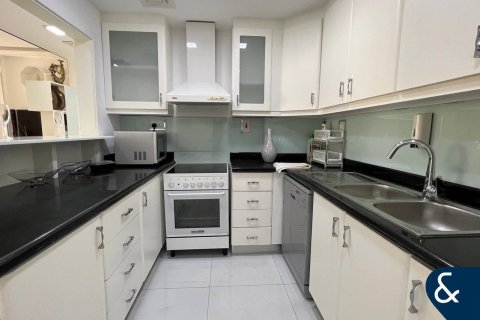 Διαμέρισμα σε Jumeirah Beach Residence, Dubai, ΗΑΕ 2 υπνοδωμάτια, 128 τ.μ. Αρ. 698060 - φωτογραφία 11