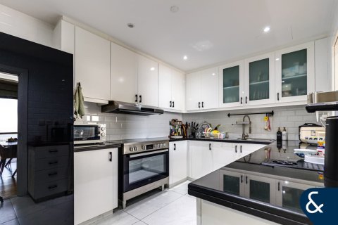 Διαμέρισμα σε Jumeirah Beach Residence, Dubai, ΗΑΕ 3 υπνοδωμάτια, 176 τ.μ. Αρ. 698059 - φωτογραφία 16