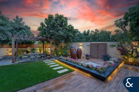 Βίλα σε Jumeirah Golf Estates, Dubai, ΗΑΕ 5 υπνοδωμάτια, 725 τ.μ. Αρ. 698133 - φωτογραφία 6