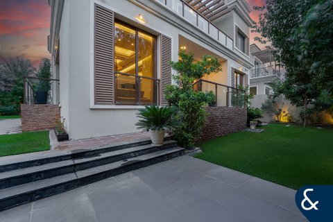 Βίλα σε Jumeirah Golf Estates, Dubai, ΗΑΕ 5 υπνοδωμάτια, 725 τ.μ. Αρ. 698133 - φωτογραφία 3