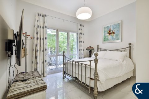 Βίλα σε Meadows, Dubai, ΗΑΕ 5 υπνοδωμάτια, 391 τ.μ. Αρ. 698135 - φωτογραφία 15