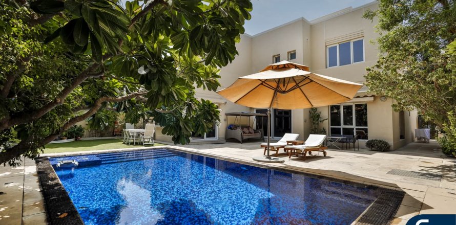 Βίλα σε Meadows, Dubai, ΗΑΕ 5 υπνοδωμάτια, 391 τ.μ. Αρ. 698135