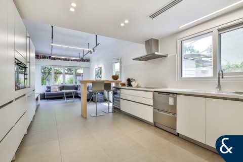 Βίλα σε Meadows, Dubai, ΗΑΕ 5 υπνοδωμάτια, 391 τ.μ. Αρ. 698135 - φωτογραφία 4