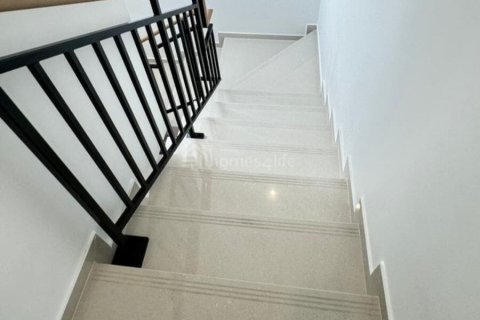 Kuća u nizu u DAMAC Hills (Akoya by DAMAC), Dubai, UAE 3 spavaćih soba, 108 m2 Br. 693936 - fotografija 16