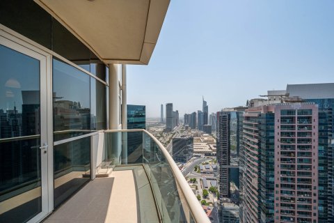 Apartment in Jumeirah Lake Towers, Dubai, UAE 2 bedrooms, 119.2 sq.m. № 754482 - photo 3