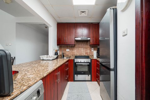 Apartment in Jumeirah Lake Towers, Dubai, UAE 2 bedrooms, 119.2 sq.m. № 754482 - photo 2
