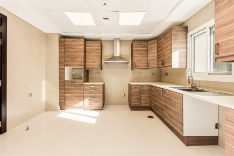 Villa en alquiler en Arabian Ranches, Dubai, EAU 5 dormitorios, 724.27 m2 № 754466 - foto 5