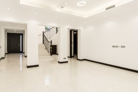 Villa en alquiler en Arabian Ranches, Dubai, EAU 5 dormitorios, 724.27 m2 № 754466 - foto 7