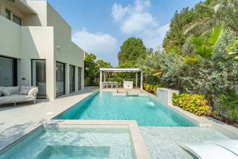 Villa en venta en Dubai, EAU 5 dormitorios, 396 m2 № 758443 - foto 19