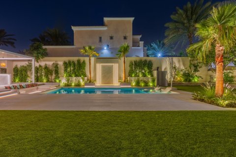 ویلا در Dubai ، امارات متحده عربی 5 خوابه ، 604 متر مربع.  شماره 758444