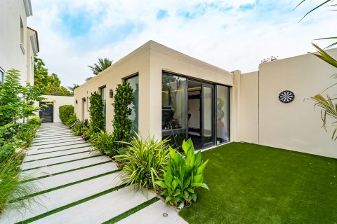 Villa in Dubai, UAE 5 bedrooms, 604 sq.m. № 758444 - photo 20