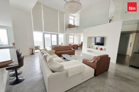 Kattohuoneisto Business Bay, Dubai, Arabiemiraatit 1 makuuhuone, 188.9 m2 № 739097 - kuva 2