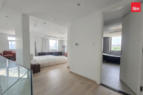 Kattohuoneisto Business Bay, Dubai, Arabiemiraatit 1 makuuhuone, 188.9 m2 № 739097 - kuva 15