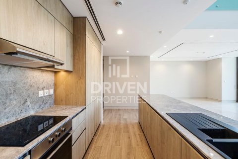 Villa in Jumeirah, Dubai, UAE 3 bedrooms, 300.63 sq.m. № 768081 - photo 17
