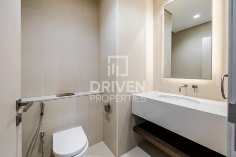 Villa in Jumeirah, Dubai, UAE 3 bedrooms, 300.63 sq.m. № 768081 - photo 15