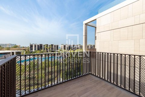 Villa in Jumeirah, Dubai, UAE 3 bedrooms, 300.63 sq.m. № 768081 - photo 20