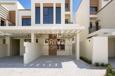 Řadový dům v Damac Lagoons, Dubai, SAE 5 ložnice, 183.58 m² Č.: 768080 - fotografie 27