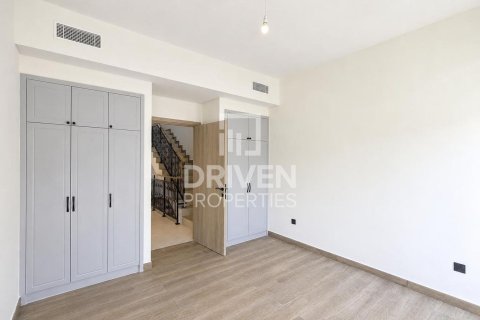 Řadový dům v Damac Lagoons, Dubai, SAE 5 ložnice, 183.58 m² Č.: 768080 - fotografie 11