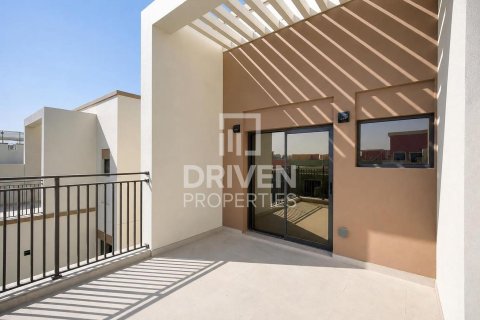 Řadový dům v Damac Lagoons, Dubai, SAE 5 ložnice, 183.58 m² Č.: 768080 - fotografie 29