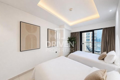 Lägenhet till försäljning i Business Bay, Dubai, UAE 2 sovrum, 140.66 kvm Nr. 767586 - fotografi 8