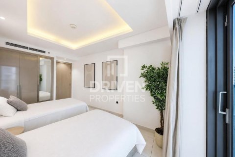 Lägenhet till försäljning i Business Bay, Dubai, UAE 2 sovrum, 140.66 kvm Nr. 767586 - fotografi 10