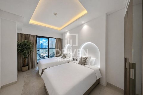 Lägenhet till försäljning i Business Bay, Dubai, UAE 2 sovrum, 140.66 kvm Nr. 767586 - fotografi 7
