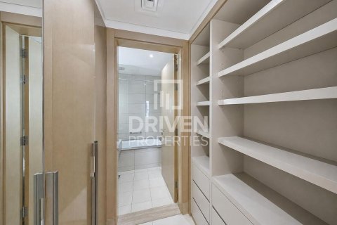 Lägenhet till försäljning i Business Bay, Dubai, UAE 2 sovrum, 140.66 kvm Nr. 767586 - fotografi 16