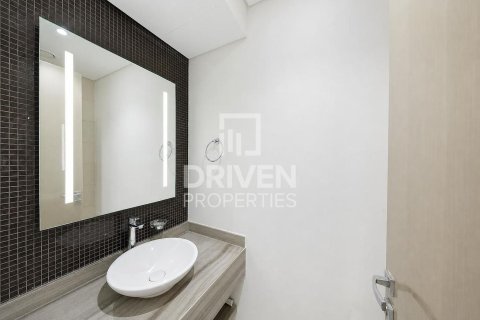 Lägenhet till försäljning i Business Bay, Dubai, UAE 2 sovrum, 140.66 kvm Nr. 767586 - fotografi 19